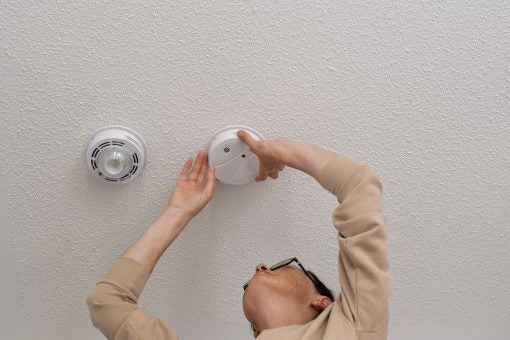 7 Reasons Why Your Smoke Alarm Keeps Beeping